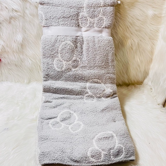 Mickey Mouse ThrowBlanket - Picture 4 of 4